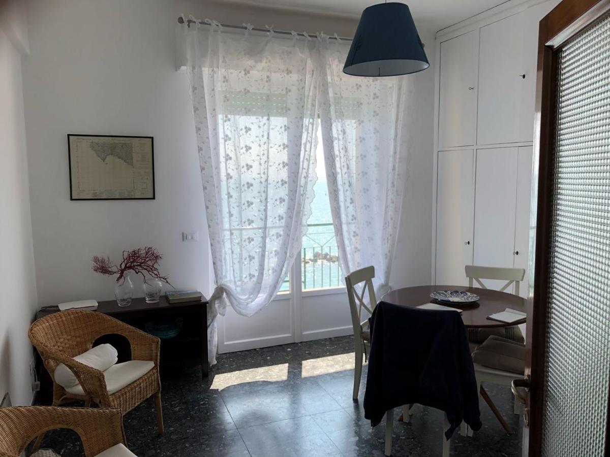 Bea'S Apartment - The Window To The Sea - Seafront มอนเตรอสโซ อัล มาเร ภายนอก รูปภาพ