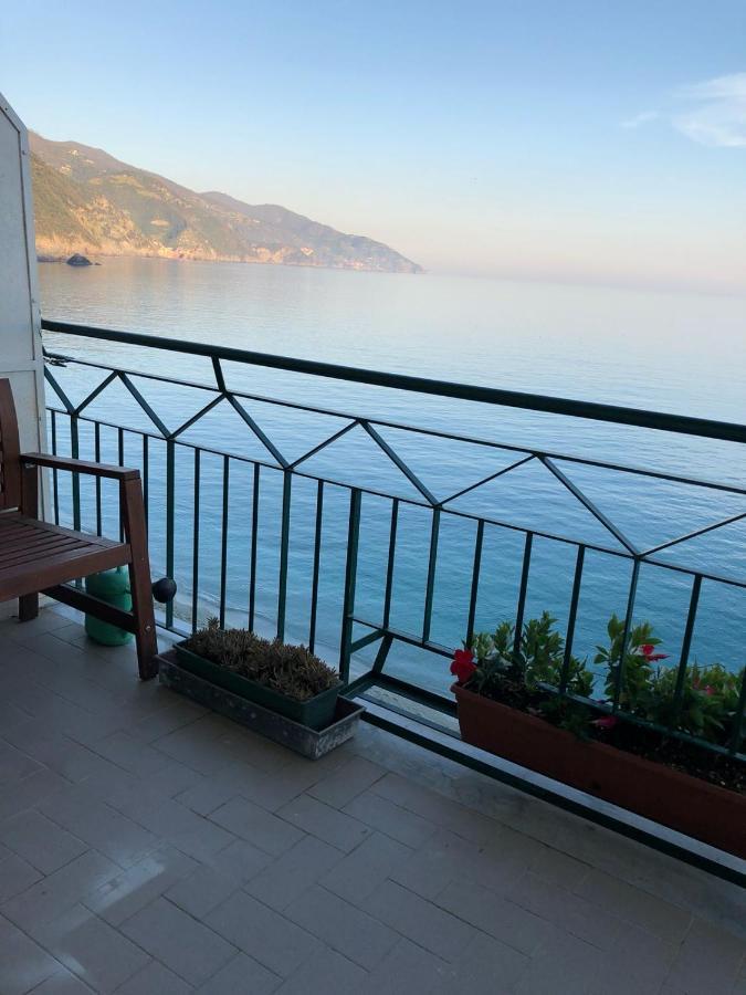 Bea'S Apartment - The Window To The Sea - Seafront มอนเตรอสโซ อัล มาเร ภายนอก รูปภาพ
