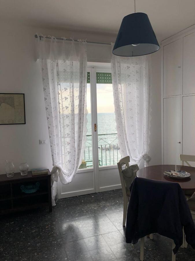 Bea'S Apartment - The Window To The Sea - Seafront มอนเตรอสโซ อัล มาเร ภายนอก รูปภาพ